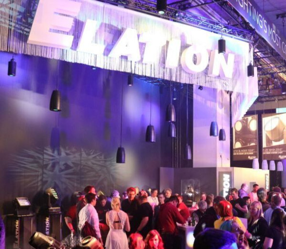 ELATION DW Pendant — архитектурный прожектор