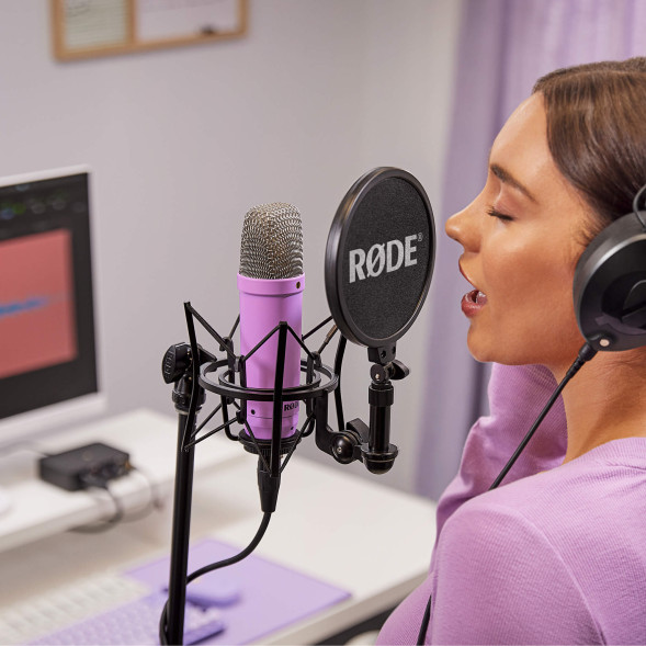RODE NT1 SIGNATURE PURPLE — студийный конденсаторный микрофон