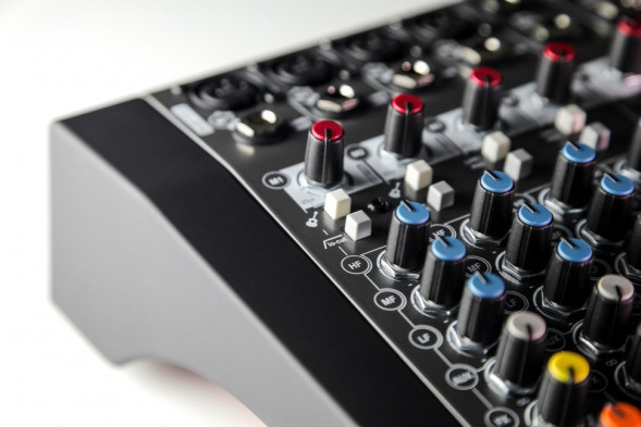 Allen&amp;Heath ZEDi10FX