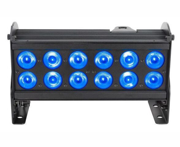 ELATION Seven Batten 14 — светодиодный прожектор LED BAR